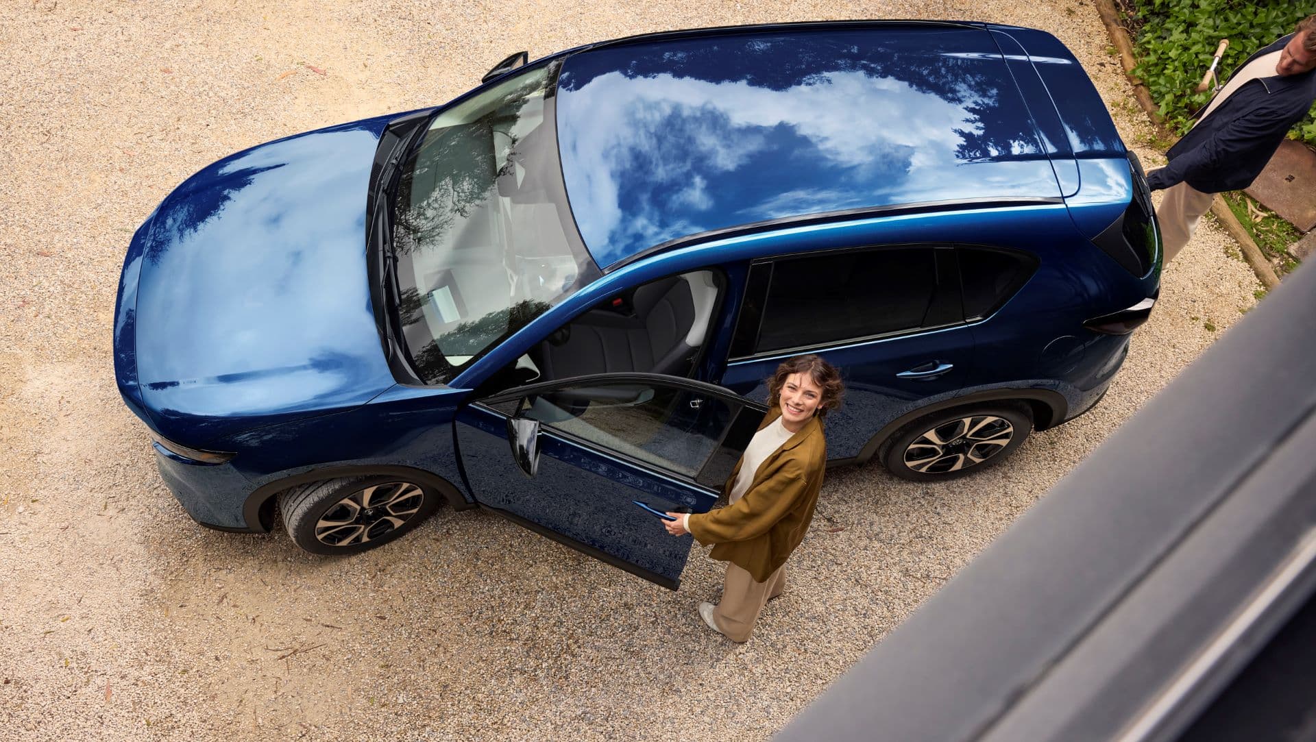 Mazda Unveils Striking Navy Blue Mica for CX-5 and Beyond