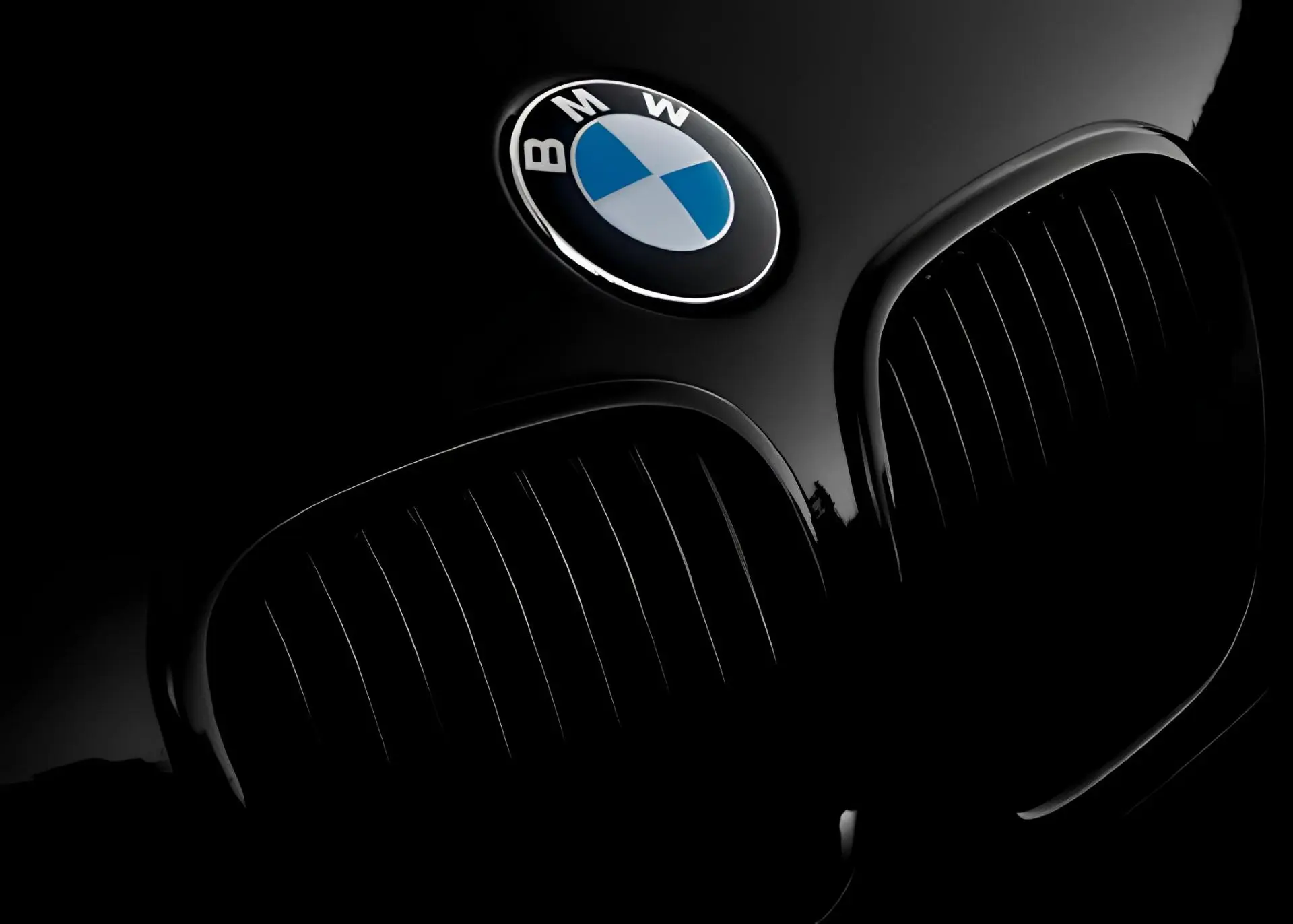 BMW and MINI Tighten Parts Guidance as Vehicle Glass and Lighting Become Software-Critical