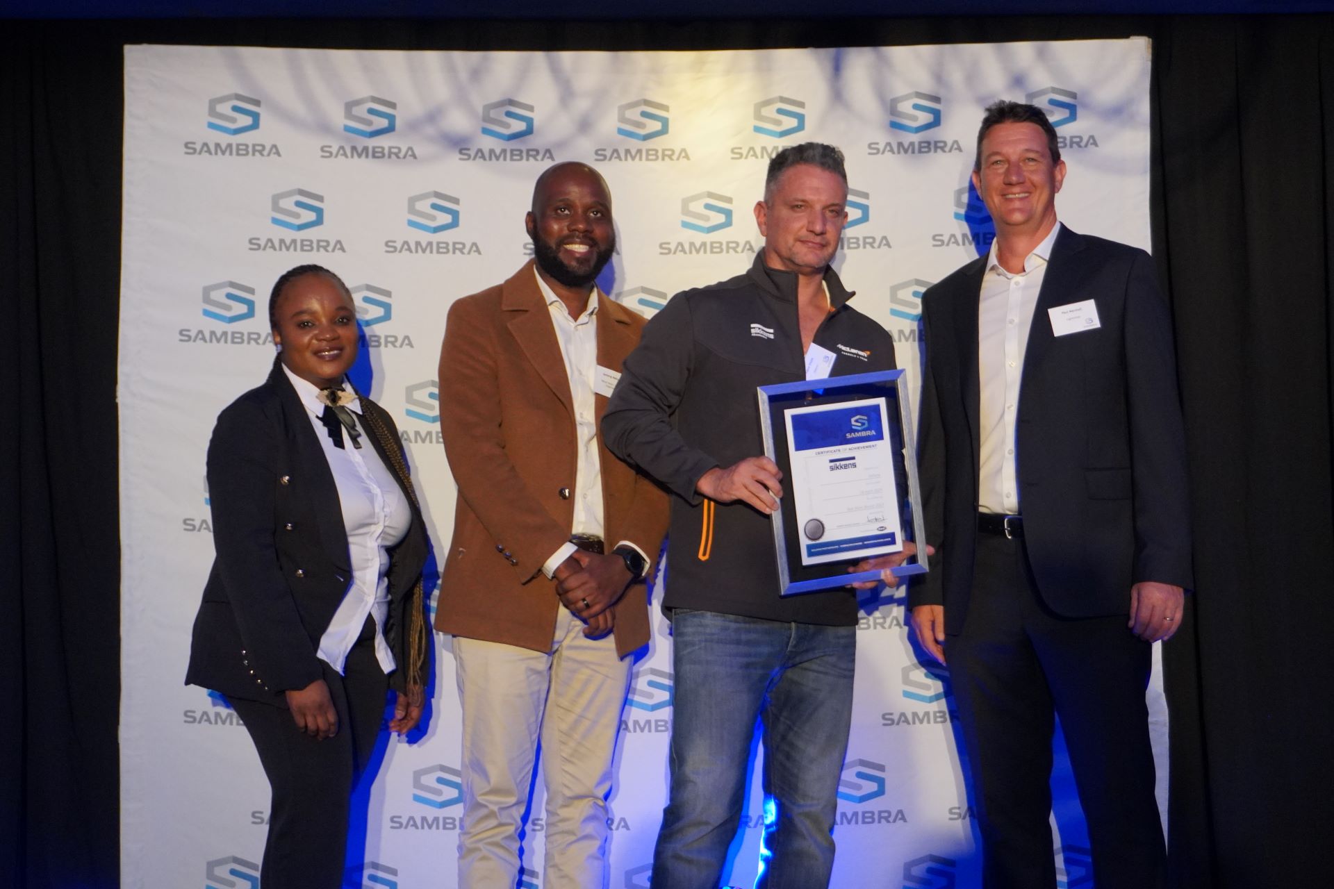 a-night-of-glitz-glamour-and-the-celebration-of-excellence-at-sambra-2023-awards-4.jpg