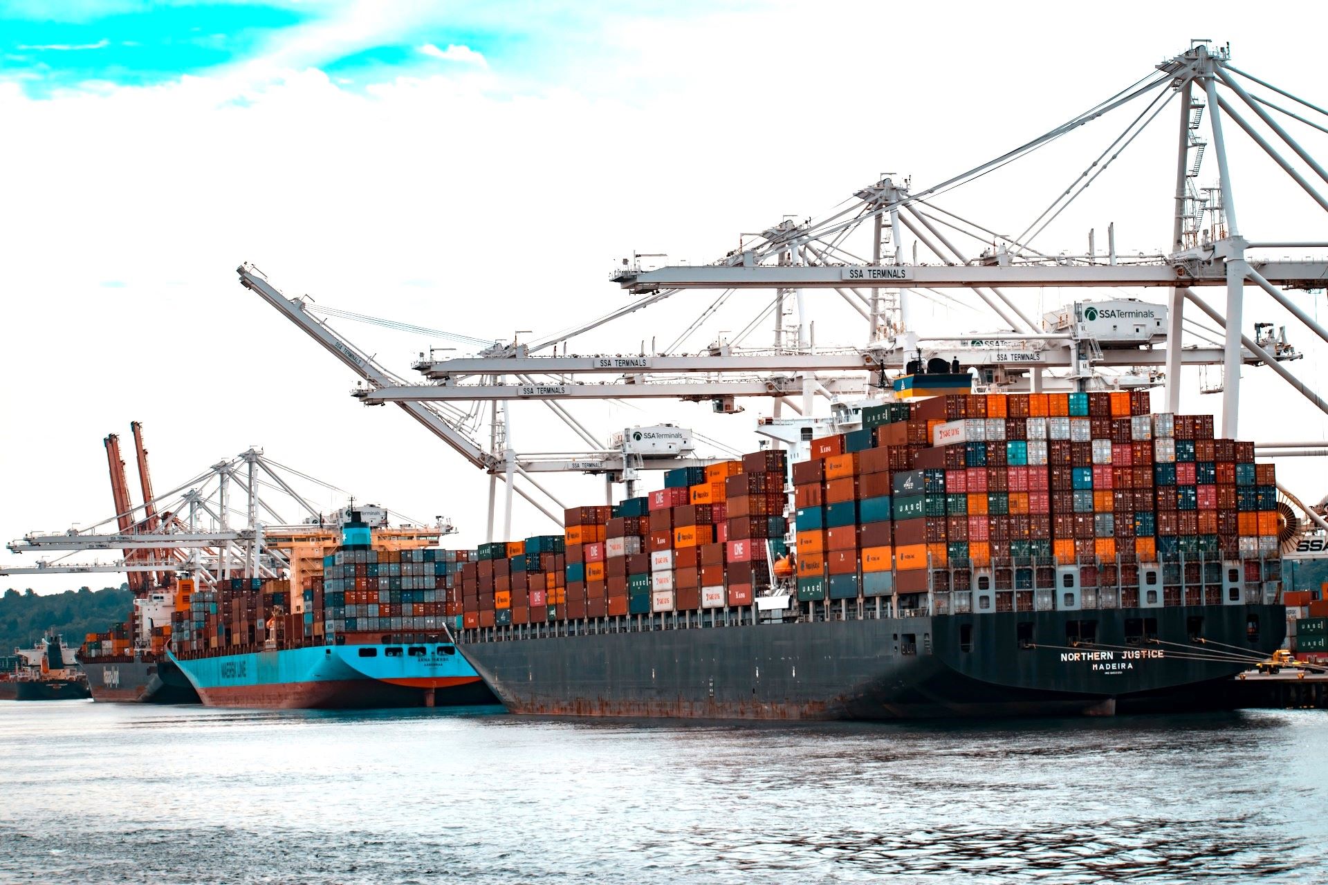 south-africas-exporters-confront-us-tariff-turbulence