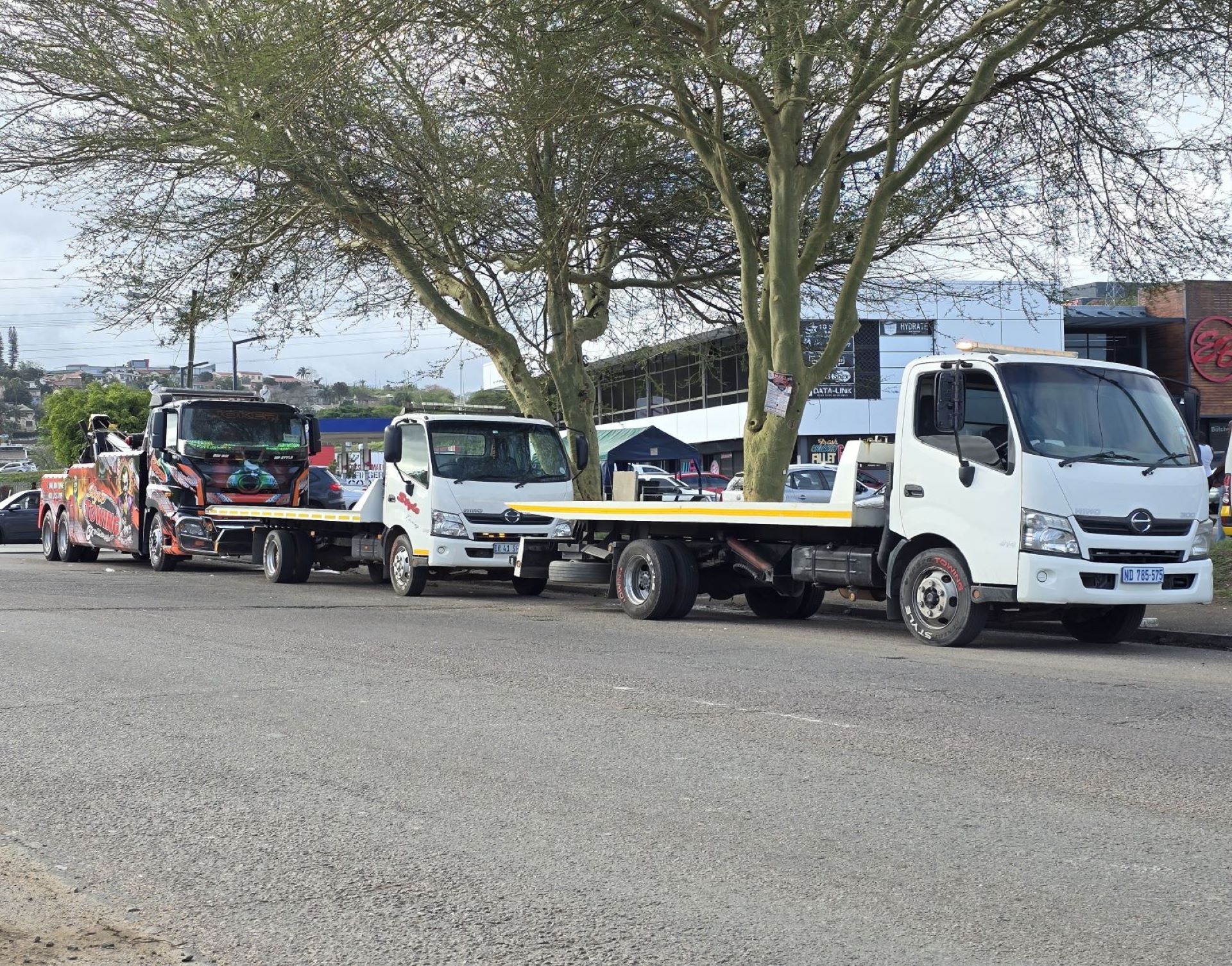 striking-hino-700-tow-truck-expands-kzn-towing-fleet